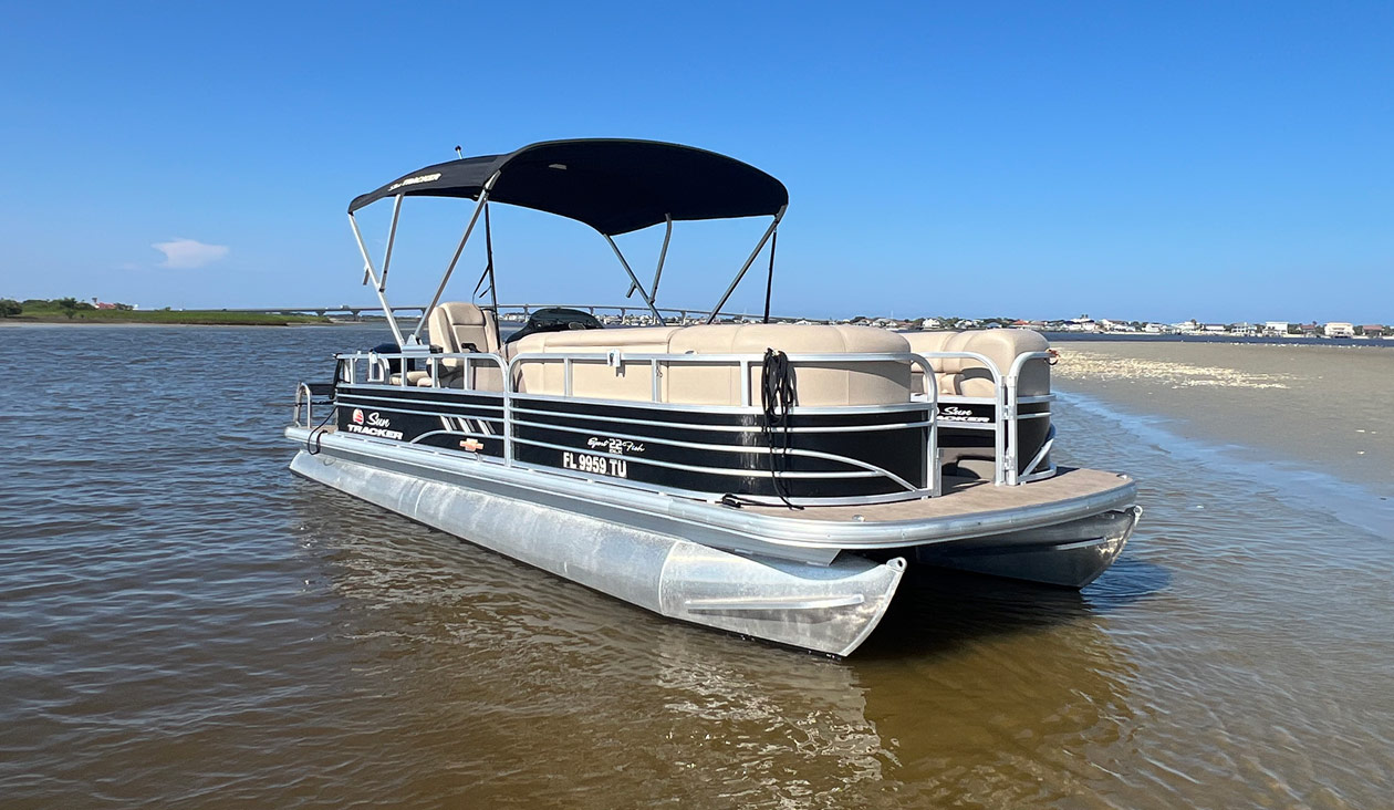 Doodle Cruises' 22ft pontoon